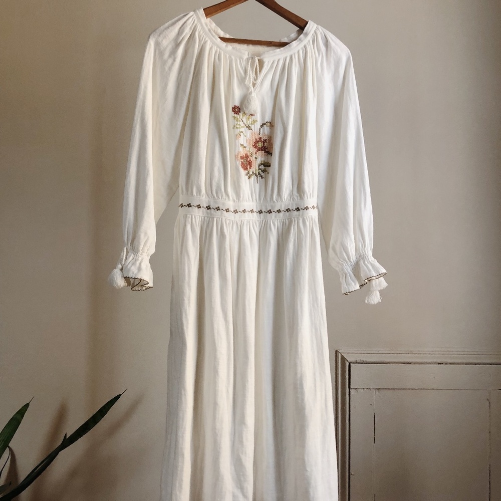 Liilu Folk Cotton Dress in Flamé-Milk